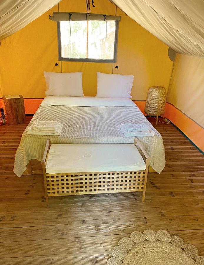 Mareleon Camping Ofrínion エクステリア 写真