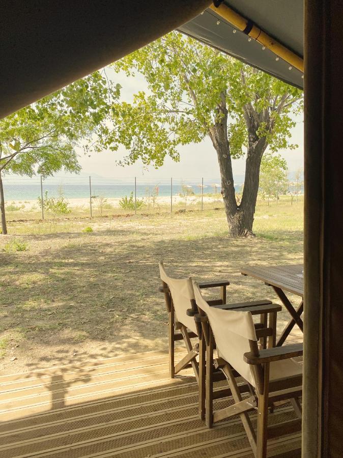 Mareleon Camping Ofrínion エクステリア 写真